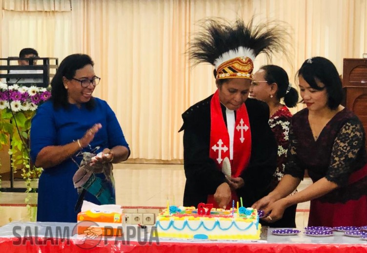 GKI Sola Gratia Nawaripi Gelar Ibadah Syukur Dan Rayakan HUT GKI Di Tanah Papua Ke-67