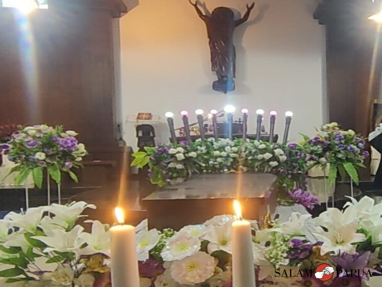 JENAZAH ALMARHUM THOM BEANAL DIMAKAMKAN BESOK, KAPOLRES MIMIKA: PERSONEL APARAT DIPERBANYAK UNTUK PENGAWALAN