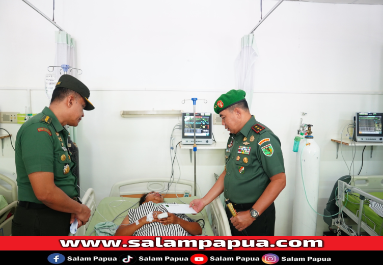 Pangdam XVII/Cenderawasih Jenguk Korban Kebiadaban KKB Di RSMI Jayapura