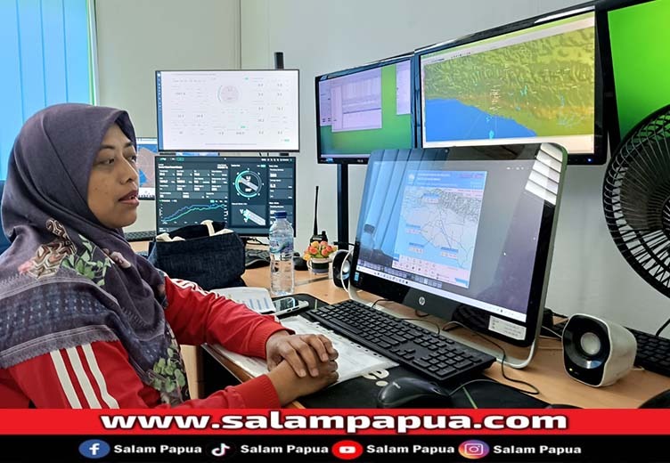 Warga Timika Diimbau Waspada Hujan Petir Saat Sore Hari