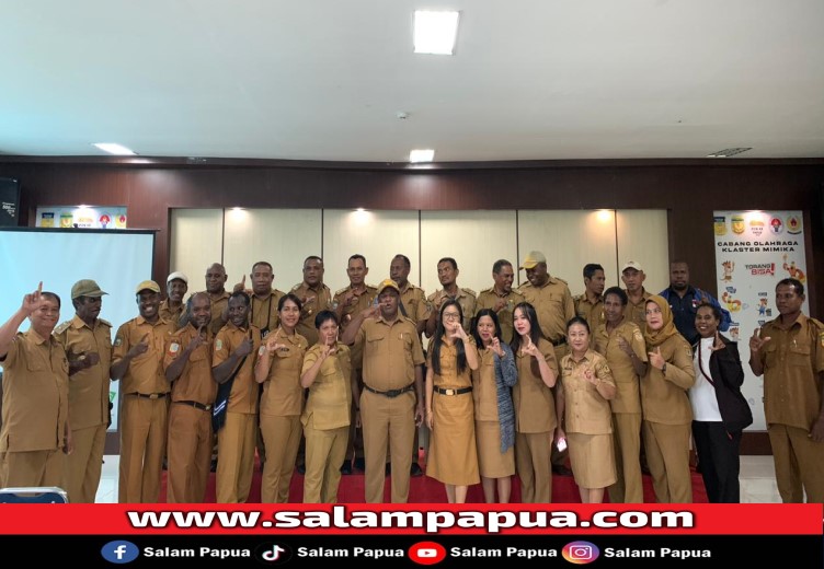 DLH Mimika Sosialisasikan Program Jumat Berapih Pada Tiga Distrik Kota