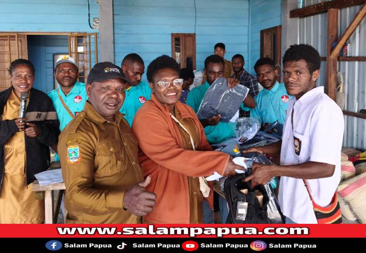 Kepsek SMK Negeri 1 Paniai Apresiasi Program Sekolah Gratis Gubernur Papua Tengah