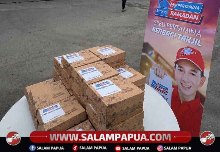 Semarak Bulan Suci Ramadan, Pertamina Patra Niaga Berbagi Takjil Gratis Di SPBU Nabire Dan Timika
