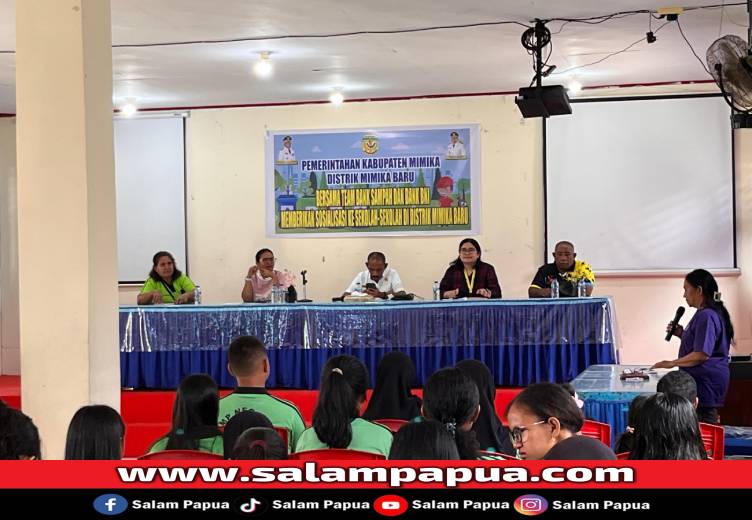 Tekan Volume Sampah, Distrik Miru Sosialisasikan Pengelolaan Di SMPN 2 Mimika