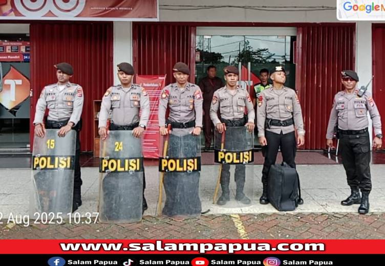 Antisipasi Diseruduk Massa, Kantor PT Telkomsel Dan Telkom Timika Dijaga Ketat Polisi