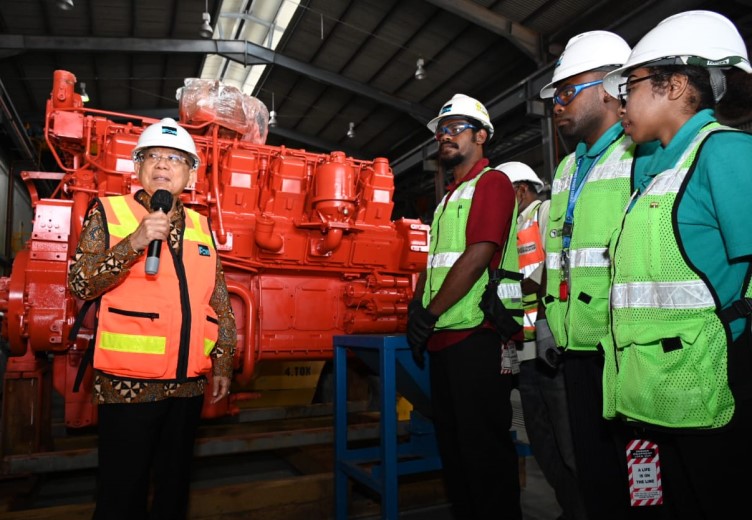 WAPRES APRESIASI PENDIDIKAN VOKASI DI INSTITUT PERTAMBANGAN NEMANGKAWI MILIK PT. FREEPORT INDONESIA