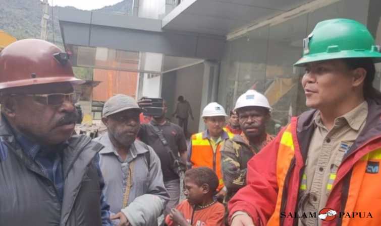 ANTON BUKALENG: RUMAH SAKIT DI BANTI SANGAT MEGAH, PEMKAB MIMIKA HARUS BANGUN SEKOLAH DAN JEMBATAN BETON