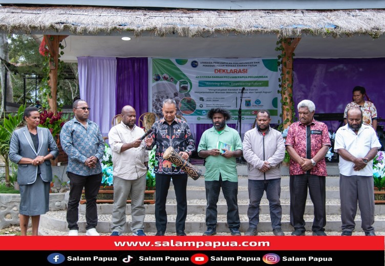Gubernur Papua Pengunungan Deklarasikan 46 ‘Bahasa Ibu’ Papua Di Wilayah Lapago