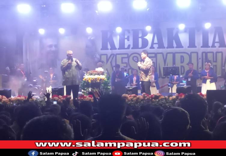 KKR Kesembuhan Di Timika: Ps. Henry Hinn Tegaskan Yesus Datang Untuk Memulihkan Hubungan Manusia Dengan Allah
