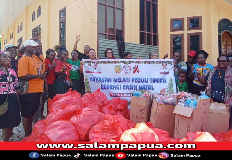 Rayakan Natal, Yayasan Melati Peduli Timika Dan Dinas Sosial Berbagi Kasih Di SP2 Dan SP7