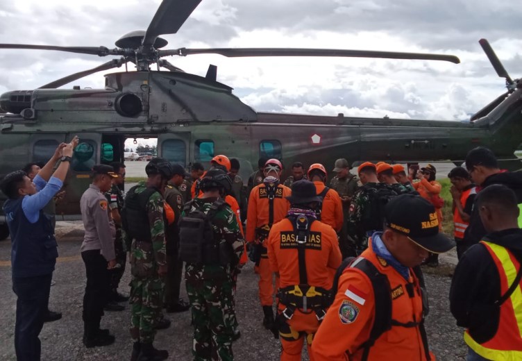 HARI INI TIM SAR GABUNGAN GAGAL MENGEVAKUASI PESAWAT SAM AIR YANG JATUH DI YALIMO