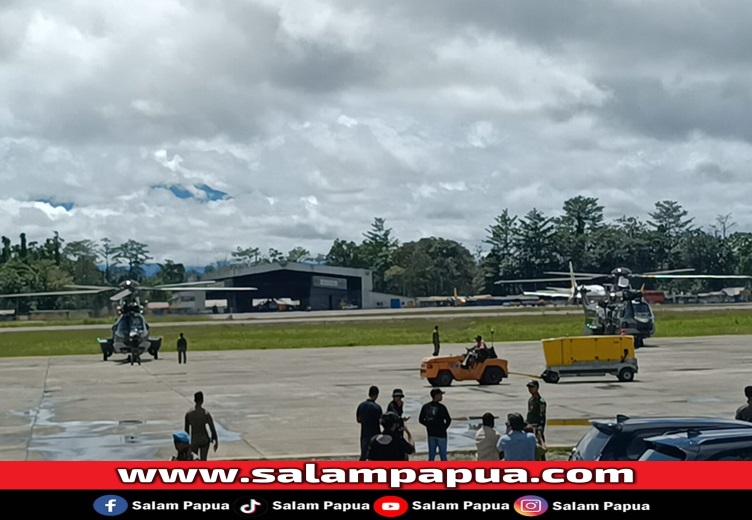 Tiga Helikopter TNI-Polri Dikerahkan Mengevakuasi Korban Insiden Di Distrik Alama
