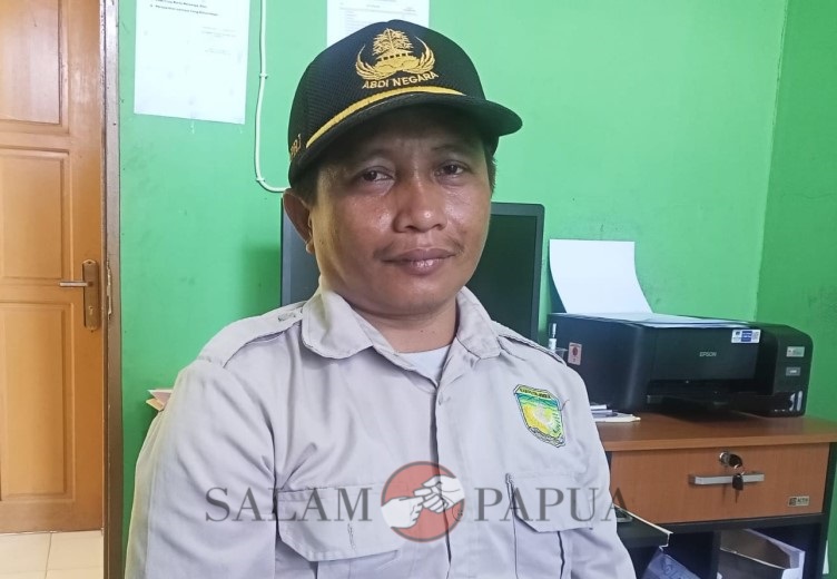 182 KEPALA KELUARGA WONOSARI JAYA MIMIKA TERIMA BANSOS