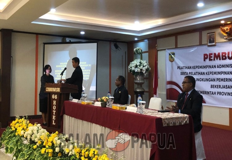 TINGKATKAN PELAYANAN DAN KINERJA, 120 ASN MIMIKA ESELON III-IV IKUT PKA DAN PKP
