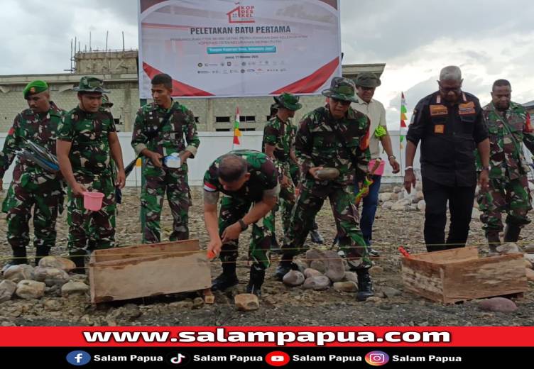 Kasdam Dan Bupati Mimika Letakkan Batu Pertama Pembangunan Koperasi Merah Putih Di Limau Asri Timur