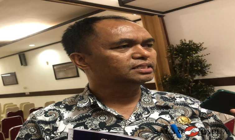 KADISPERINDAG MIMIKA TEGASKAN PANGKALAN MENJUAL MINYAK TANAH DI ATAS HET LANGSUNG DITUTUP