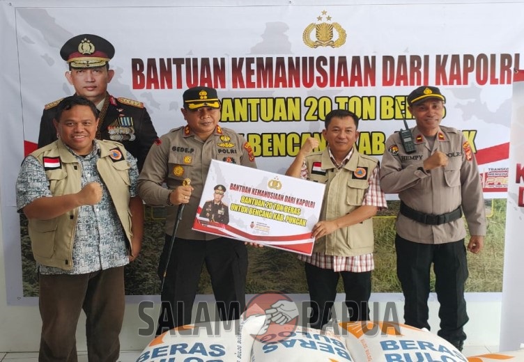 Kapolri Beri Bantuan 20 Ton Beras Bagi Masyarakat Korban Bencana Kekeringan Di Puncak