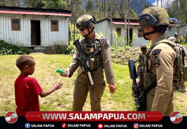 Satgas Damai Cartenz Perkuat Keamanan Lewat Patroli Humanis Di Ilaga