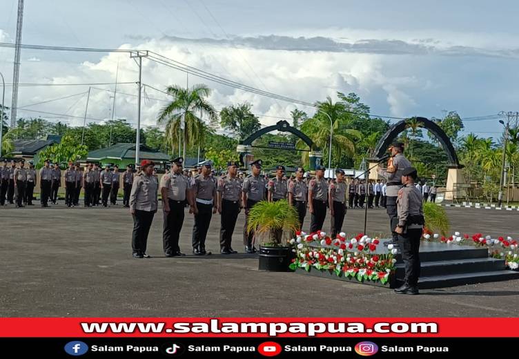 96 Personel Polres Mimika Naik Pangkat, Kapolres Dorong Dedikasi Dan Loyalitas Tinggi