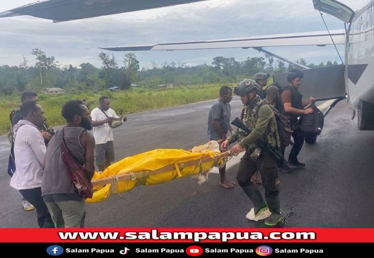 Jenazah Pilot Dan Kopilot Smart Air PK-SNR Dievakuasi Ke RSUD Mimika