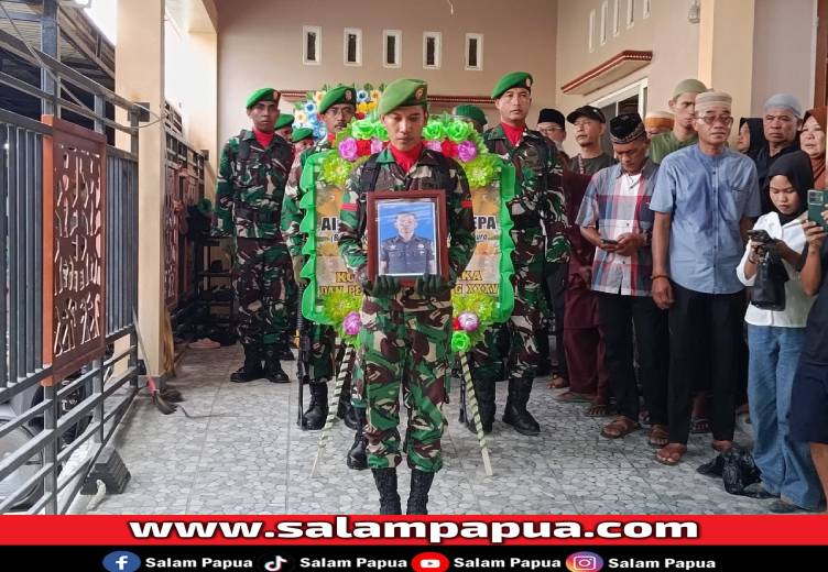 Jenazah Sertu Arifin Cepa Yang Gugur Ditembak Dimakamkan Di Timika
