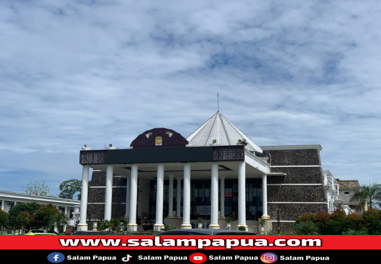 Perayaan Natal Dan Tahun Baru, Pemkab Mimika Hidangkan Berbagai Menu Babi Untuk Masyarakat