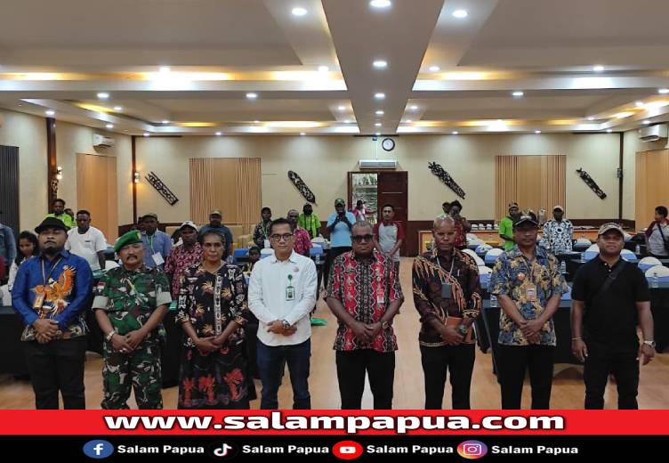 Kepala Kampung Di Distrik Kwamki Narama Ikuti Bimtek Implementasi Regulasi Dan Kebijakan Desa