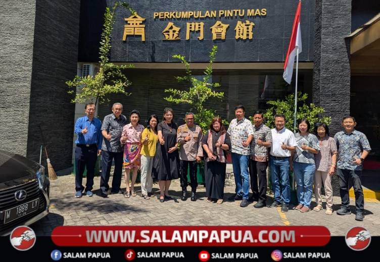 Satgas Operasi Damai Cartenz Terima 2.500 Paket Tas Dan Alat Tulis Untuk Anak-anak Papua