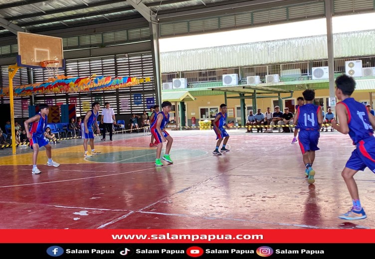 YPJ Kuala Kencana Gelar Turnamen Basketball Antar SMP Di Mimika