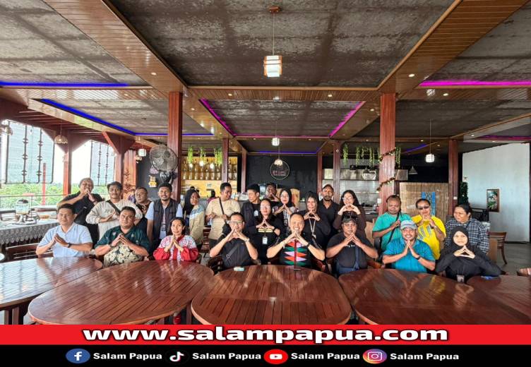 Resmi Pimpin Kejari Mimika, Dr. I Putu Eka Tekankan Citra Positif Daerah