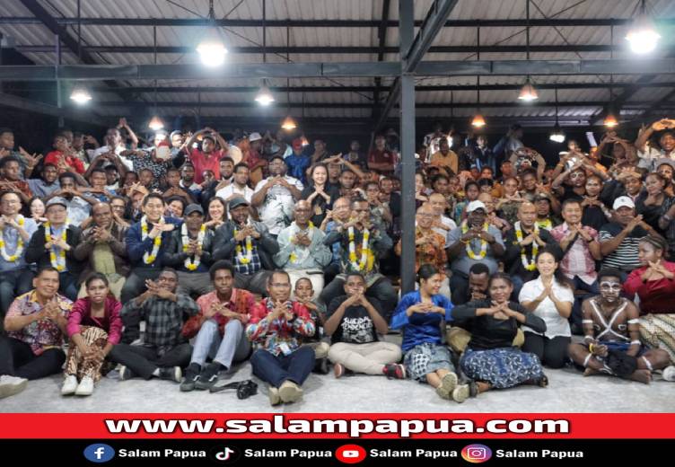 Organ YPMAK Kunjungi Asrama Pelajar Amor Di Semarang