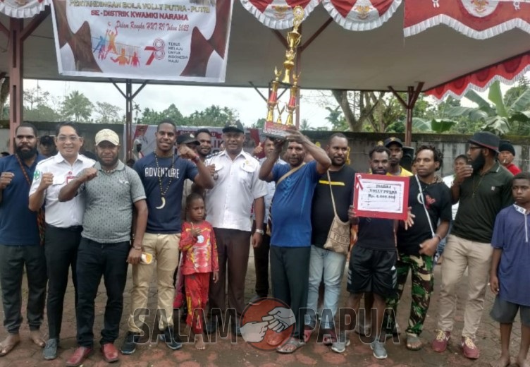 Putra Landu Mekar Dan Putri Tunas Matoa Sabet Juara I Pertandingan Voli Di Distrik Kwamki Narama Dalam Rangka HUT RI Ke-78