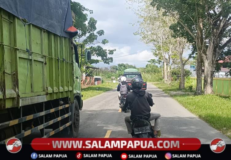 Jalan Sempit Dan Padat Kendaraan, Warga Mimika Timur Minta Pelebaran Jalan