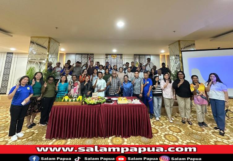 Ciptakan Kerja Sama Dalam Pekerjaan, BPKAD Mimika Gelar Ibadah Awal Tahun 2026