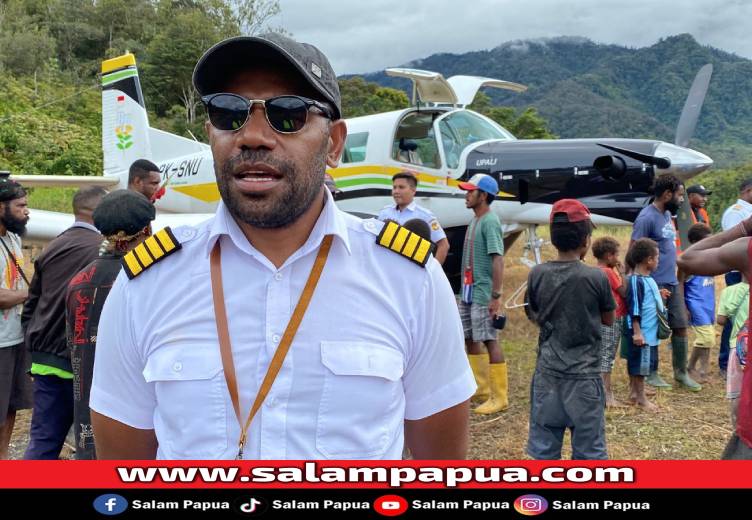 Edu Mecky, Pilot Asal Nabire, Kembali Mengabdi Untuk Papua