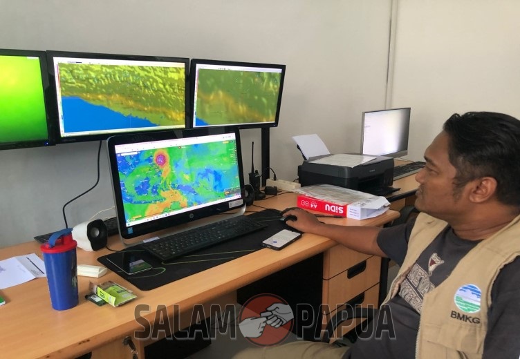 TEMBAGAPURA TURUN SALJU, BMKG SEBUT KARENA DAMPAK MUSIM HUJAN DI MIMIKA