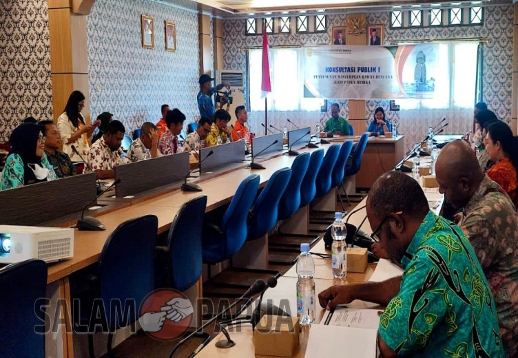 PEMKAB MIMIKA GELAR KONSULTASI PUBLIK PENYUSUNAN MASTERPLAN RAWAN BENCANA