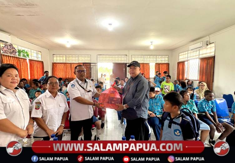 Gaji Rendah, Guru SLB Timika Butuh Perhatian