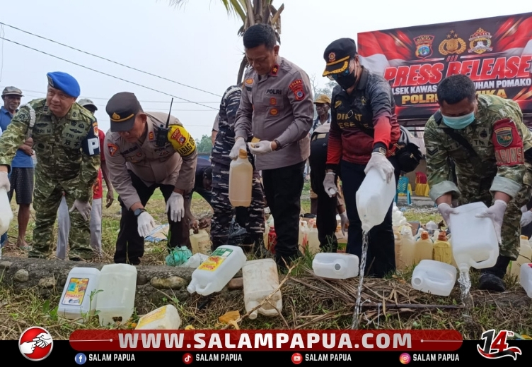 Polres Mimika Musnahkan 1.856 Liter Sopi, Warga Diminta Awasi Rumah Produksi Ilegal