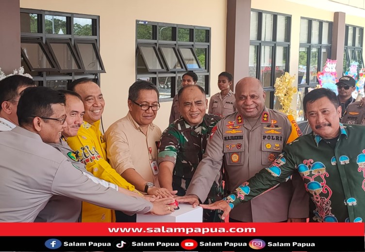 Kapolda Papua Resmikan Rumah Sakit Bhayangkara Mimika Di Mile 32