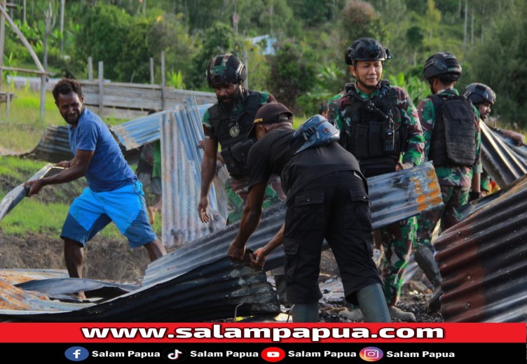 Sempat Dibakar KKB, Masyarakat Dan TNI Kembali Bangun SDI Pogapa