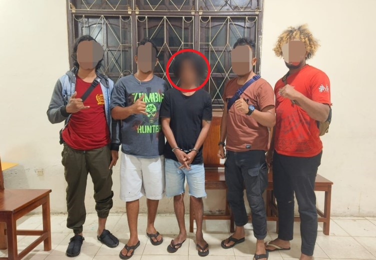Curi Emas 100 Gram, Alex Tak Berkutik Saat Dibekuk Polisi