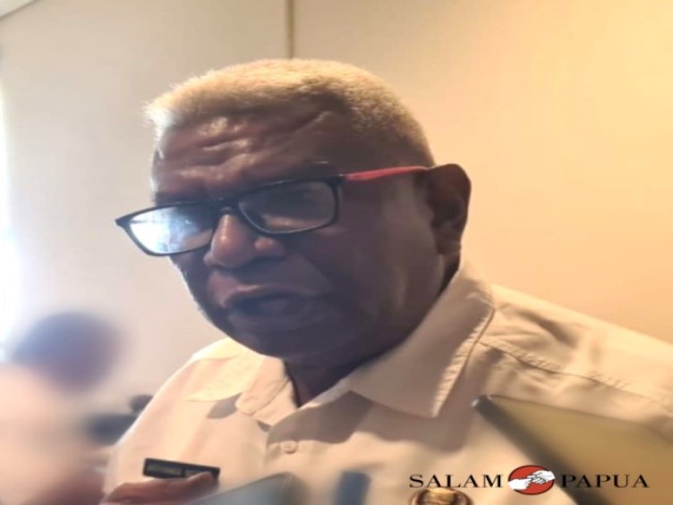 PLT BUPATI MIMIKA: ROLLING JABATAN MENUNGGU SURAT MENDAGRI, WACANA ROLLING JANGAN MEMPENGARUHI REALISASI PEKERJAAN