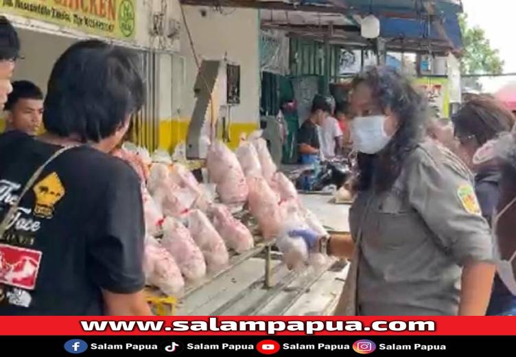 Disnakkeswan Mimika Pastikan Daging Di Pasaran Layak Konsumsi