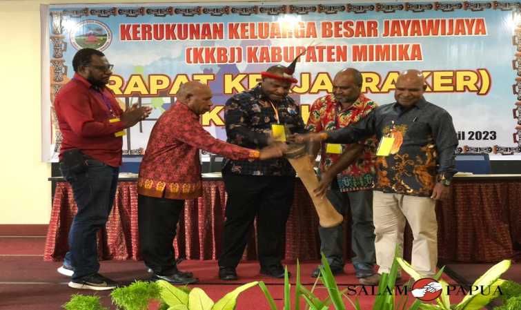 KKBJ MIMIKA GELAR RAPAT KERJA PERKUAT INTERNAL ORGANISASI