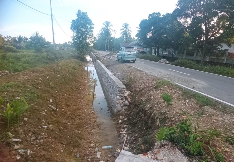 Pekerjaan Talud Di SP5 Timika Dinilai Lamban, Dinas PUPR Diminta Evaluasi Kerja Sub-Kontraktor OAP