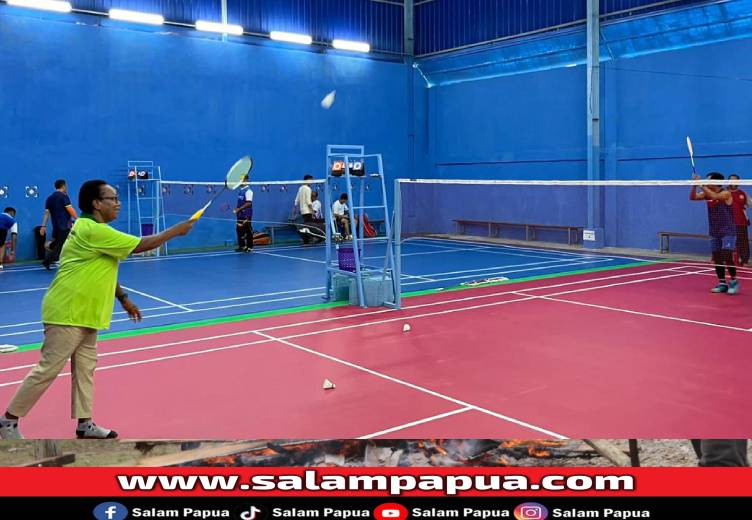 Rangkaian HKN, Dinkes Mimika Gelar Turnamen Badminton Berhadiah Rp15 Juta