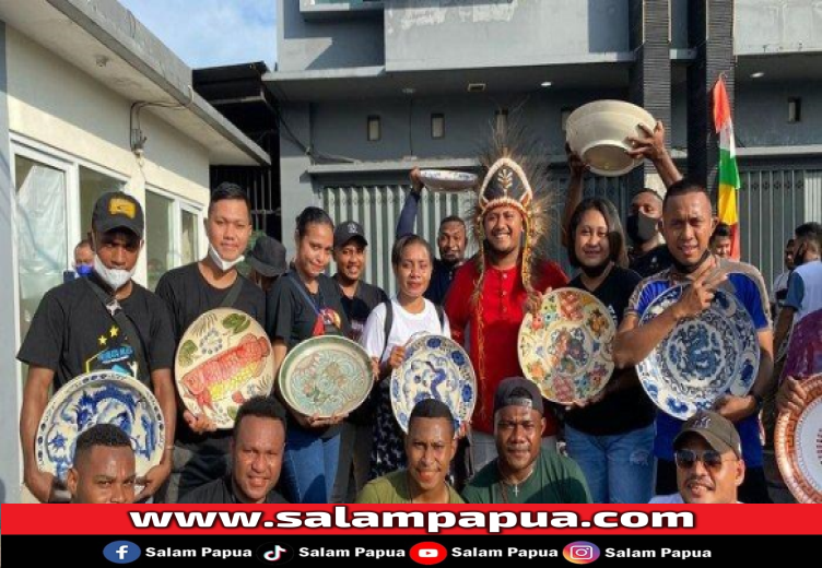 Mengenal Tradisi Antar Mas Kawin Suku Biak Di Papua