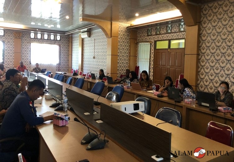 CAPAIAN PENERAPAN STANDAR PELAYANAN MINIMAL KABUPATEN MIMIKA MASIH NOL PERSEN