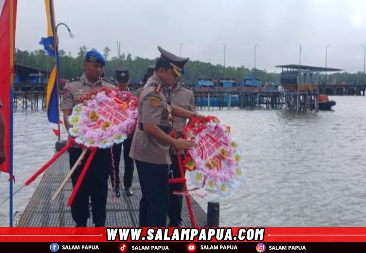 Jelang HUT Bhayangkara Ke-79, Polres Mimika Tabur Bunga Di Poumako